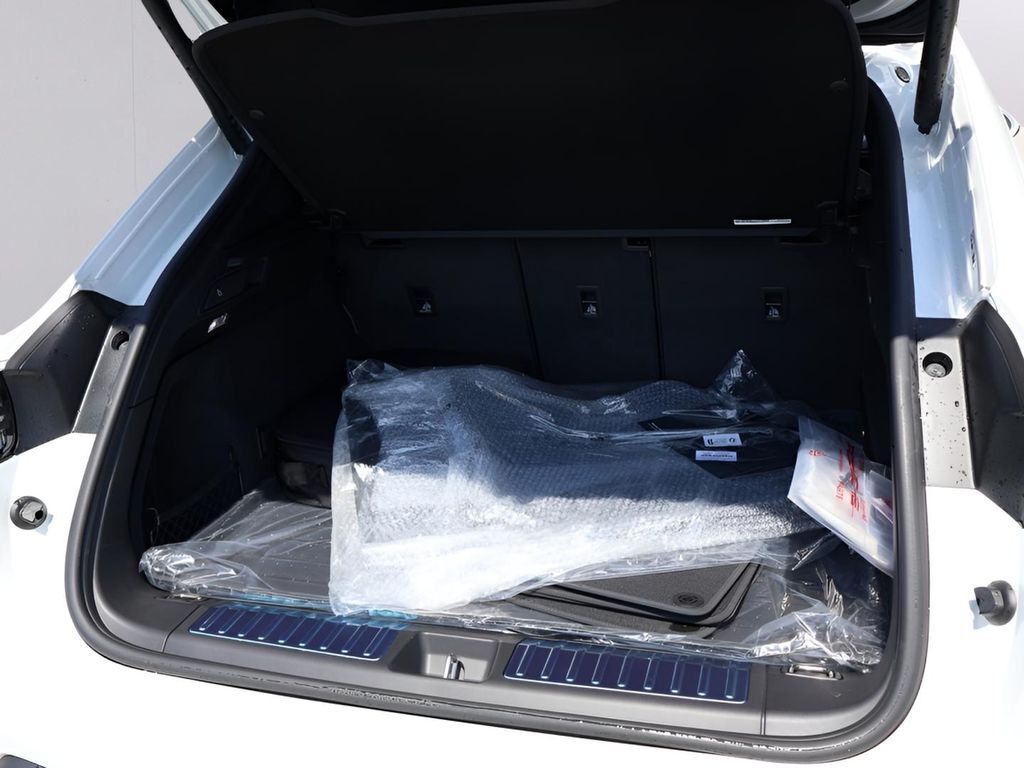 2025 Porsche Macan Electric San Clemente CA