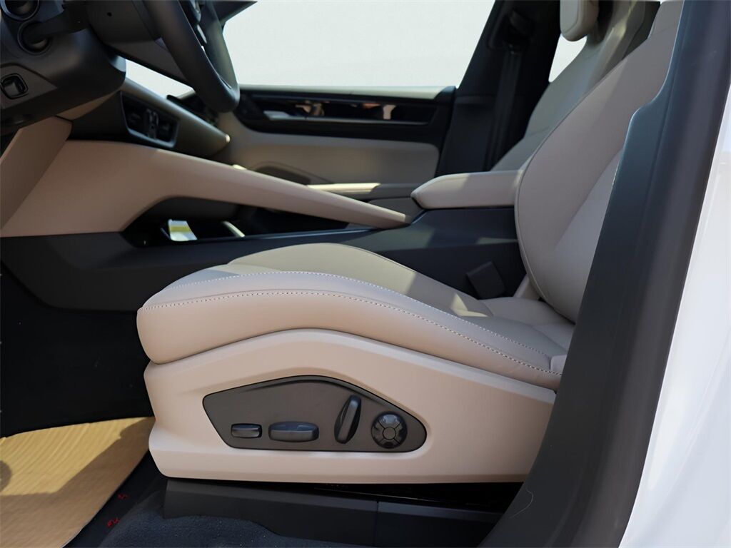 2025 Porsche Macan Electric San Clemente CA