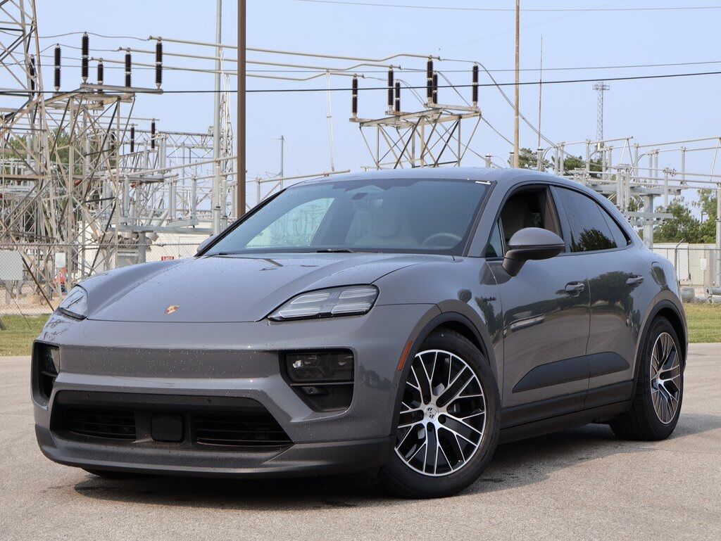 2025 Porsche Macan Electric 4