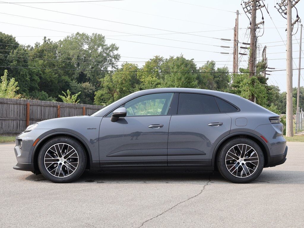 2025 Porsche Macan Electric 4