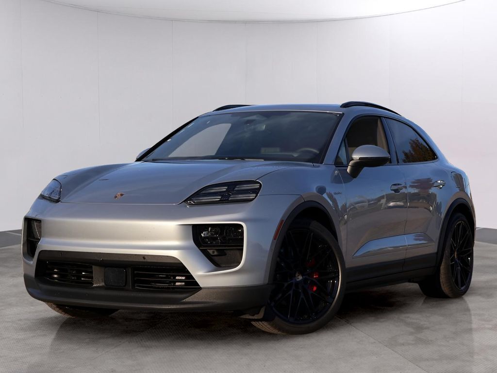 2025 Porsche Macan Electric 4S