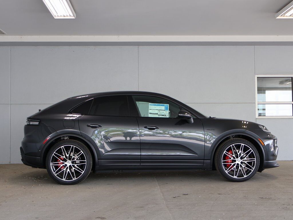 2025 Porsche Macan Electric 4S San Clemente CA