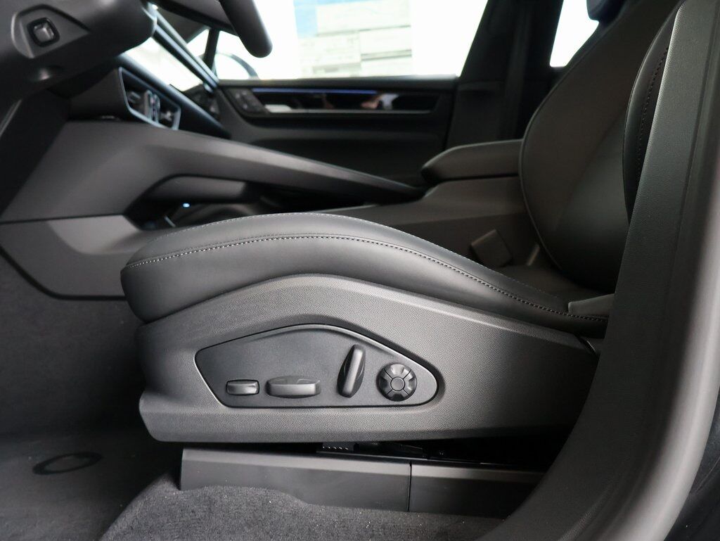 2025 Porsche Macan Electric 4S San Clemente CA