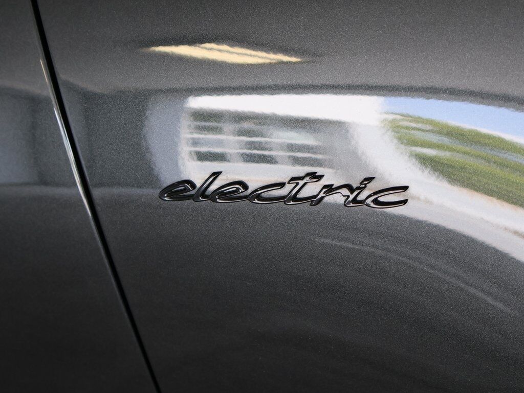 2025 Porsche Macan Electric 4S San Clemente CA