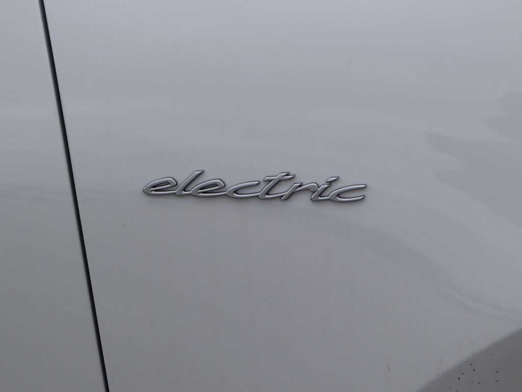 2025 Porsche Macan Electric 4S San Clemente CA