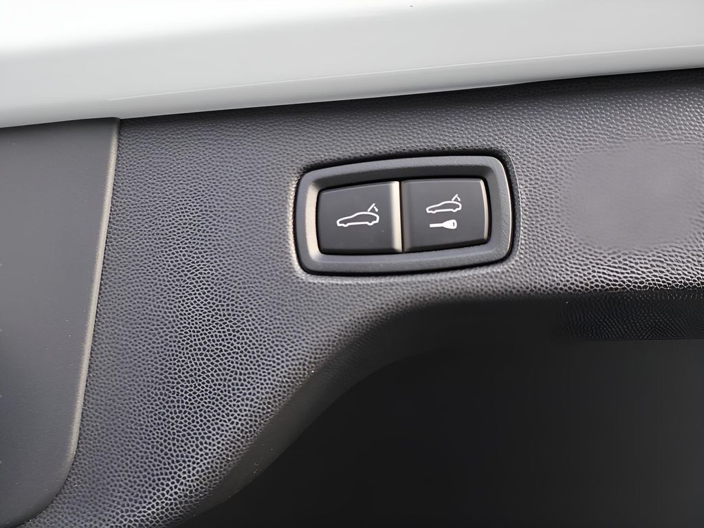 2025 Porsche Macan Electric 4S San Clemente CA