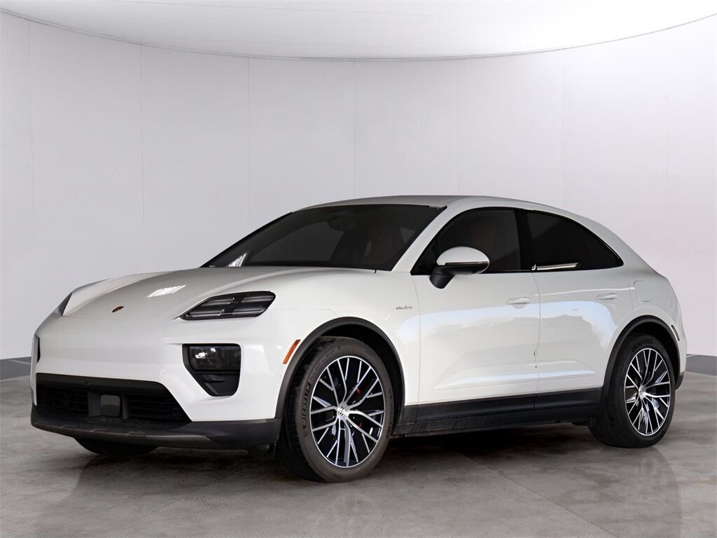 2025 Porsche Macan Electric 4S