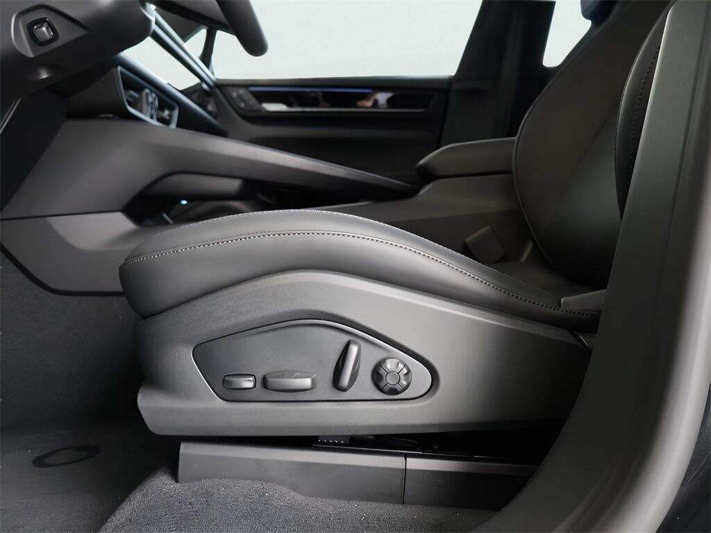 2025 Porsche Macan Electric 4S San Clemente CA