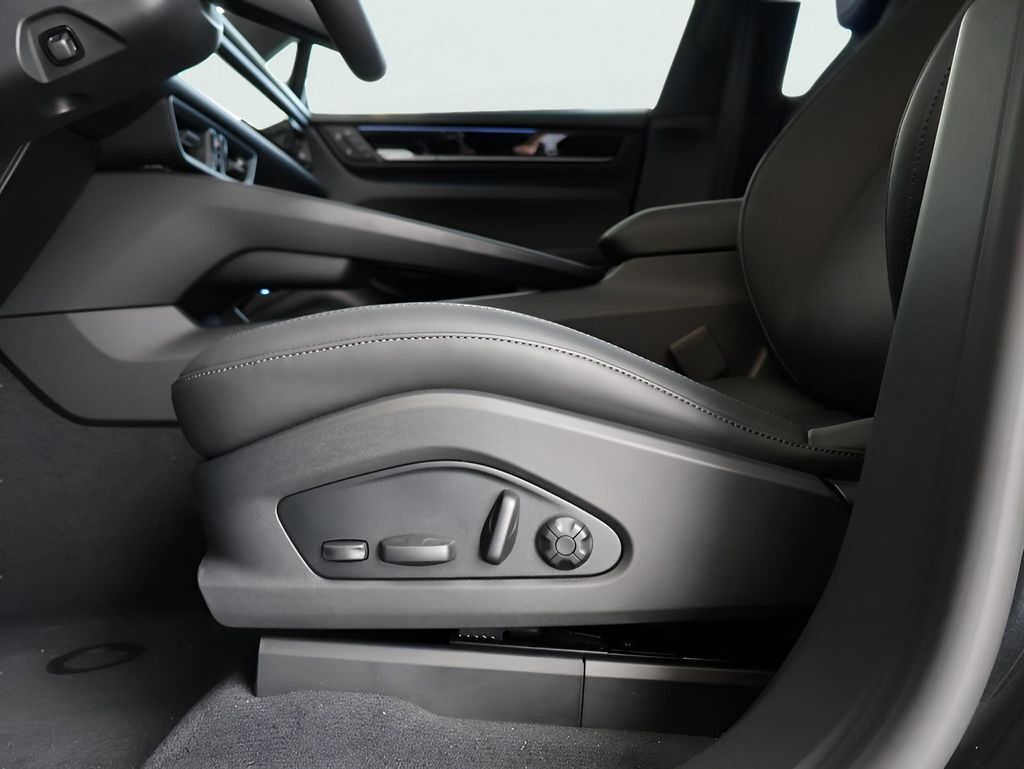 2025 Porsche Macan Electric 4S San Clemente CA