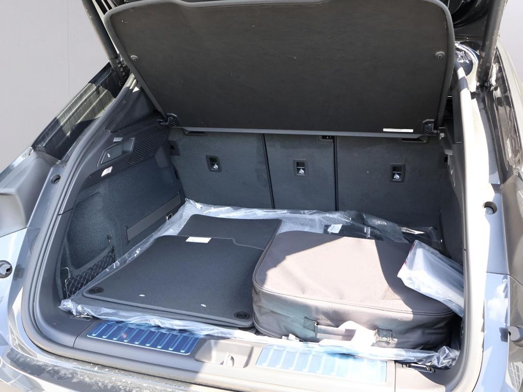 2025 Porsche Macan Electric 4S San Clemente CA