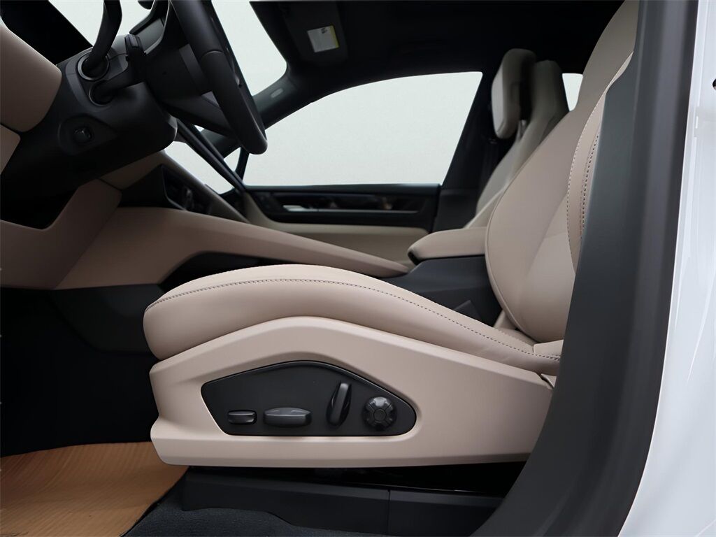 2025 Porsche Macan Electric 4S San Clemente CA