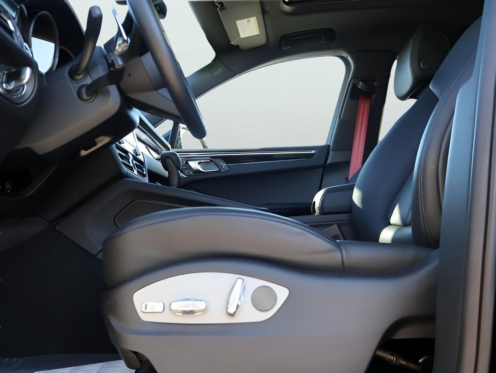 2025 Porsche Macan S San Clemente CA