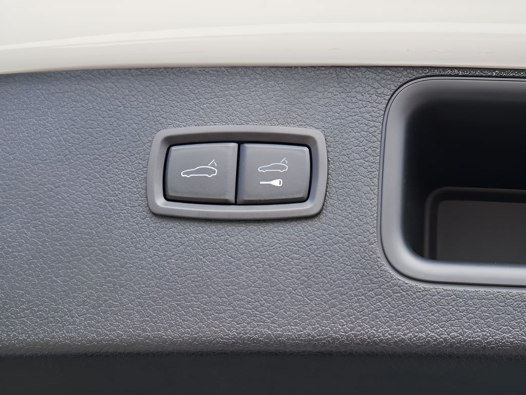 2025 Porsche Macan T San Clemente CA