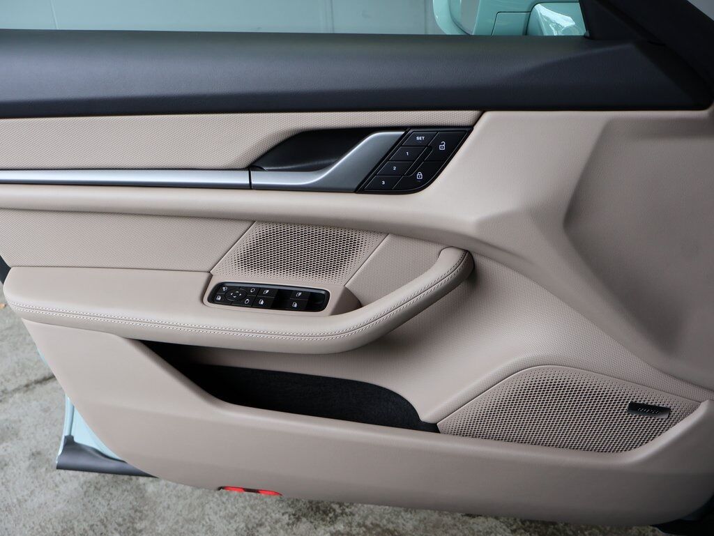 2025 Porsche Taycan 4S San Clemente CA
