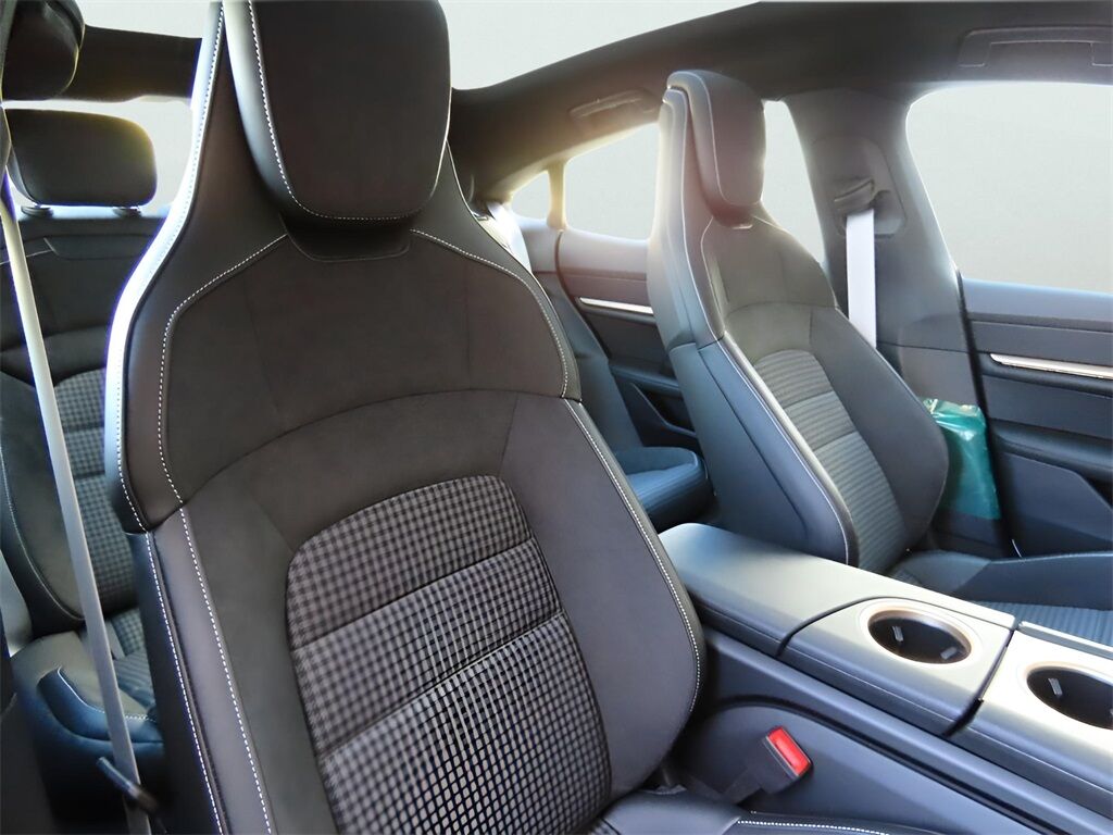 2025 Porsche Taycan 4S San Clemente CA