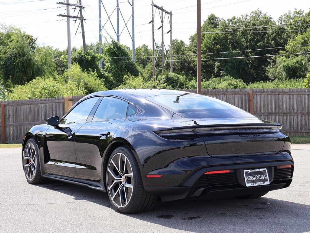 2025 Porsche Taycan GTS