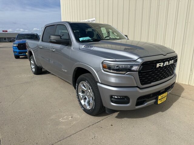 2025 Ram 1500 Big Horn/Lone Star Watertown SD 2025 Ram 1500 Big Horn/Lone Star Watertown SD