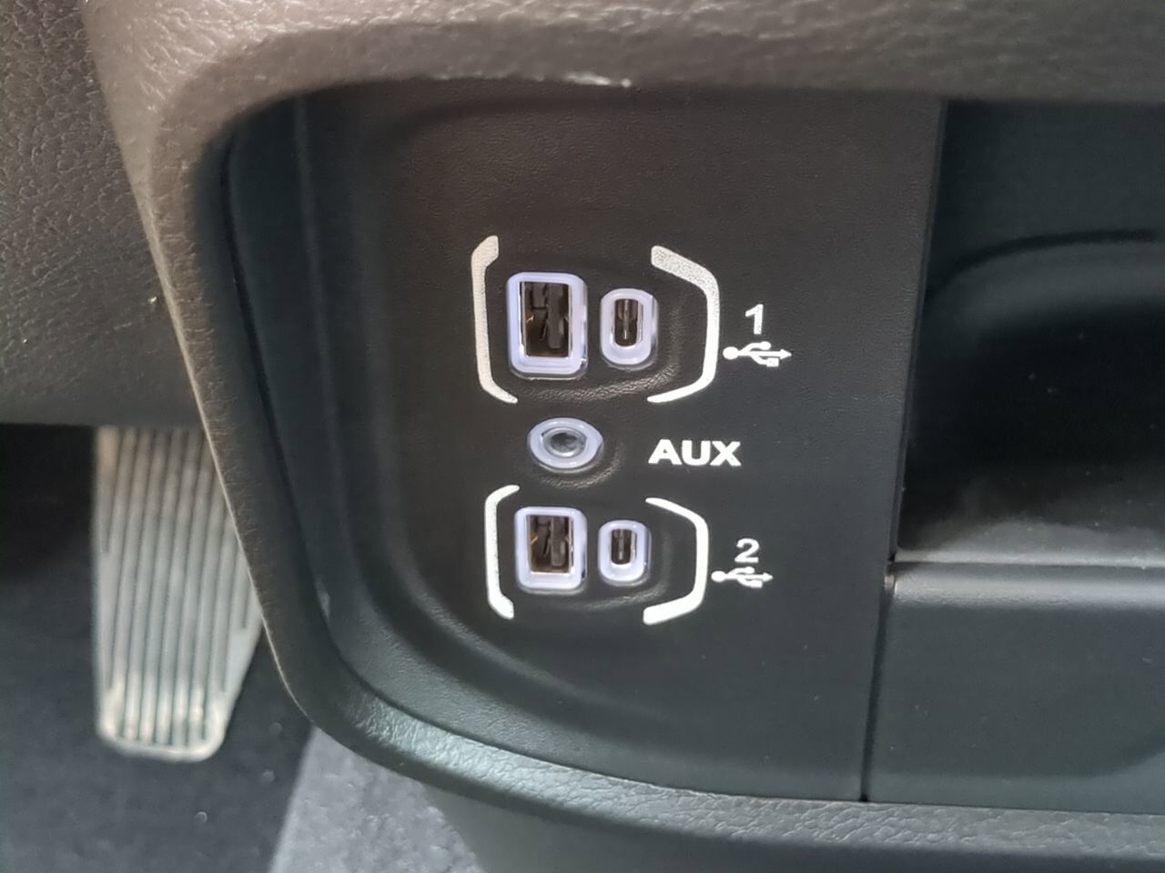 2025 Ram 2500 Tradesman Appleton WI