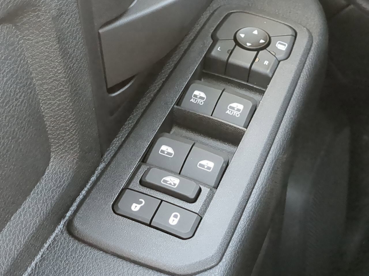 2025 Ram 3500 Chassis Cab Flat Bed Appleton WI