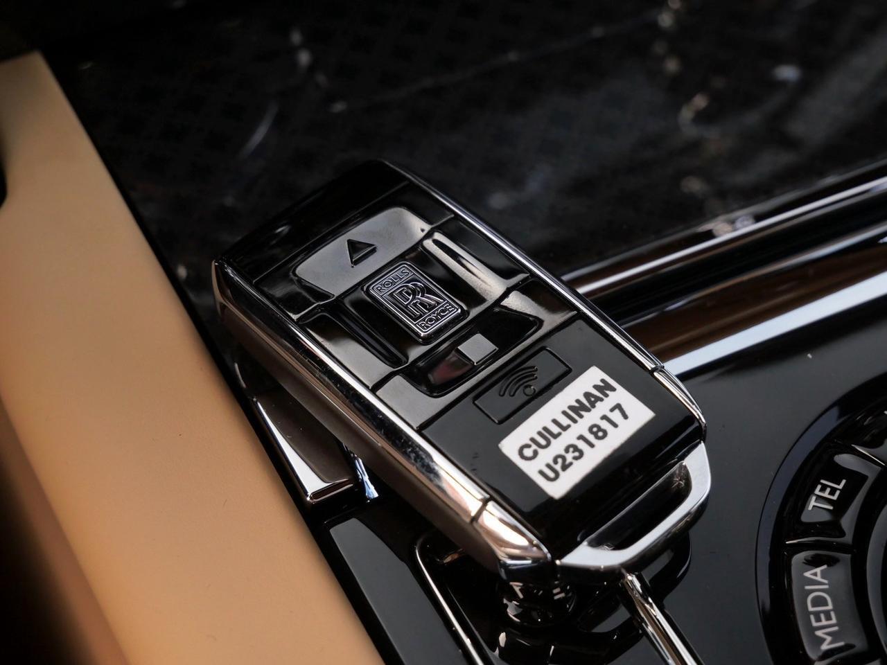 2025 Rolls-Royce Black Badge Cullinan Lawrence KS