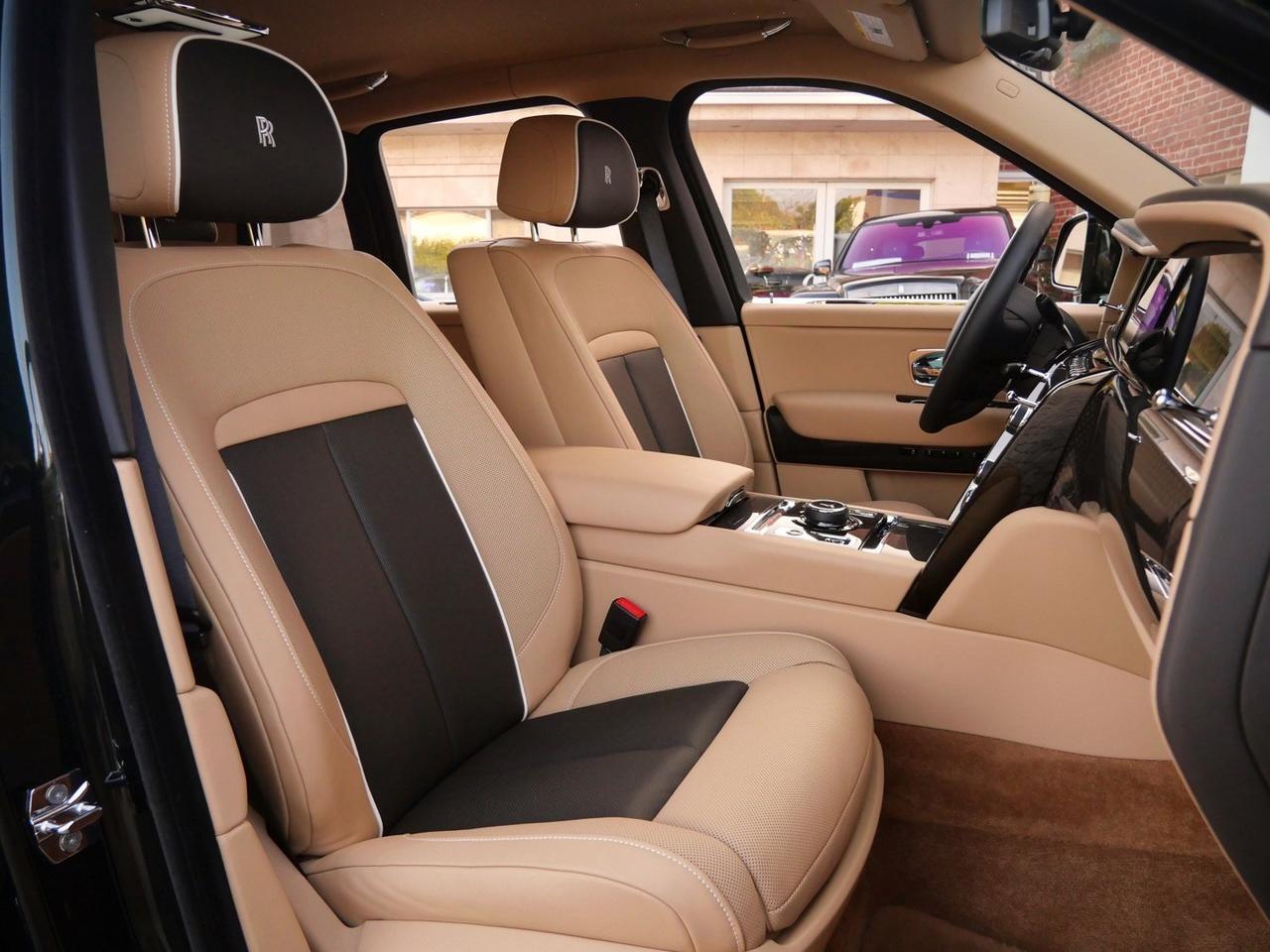 2025 Rolls-Royce Black Badge Cullinan Lawrence KS