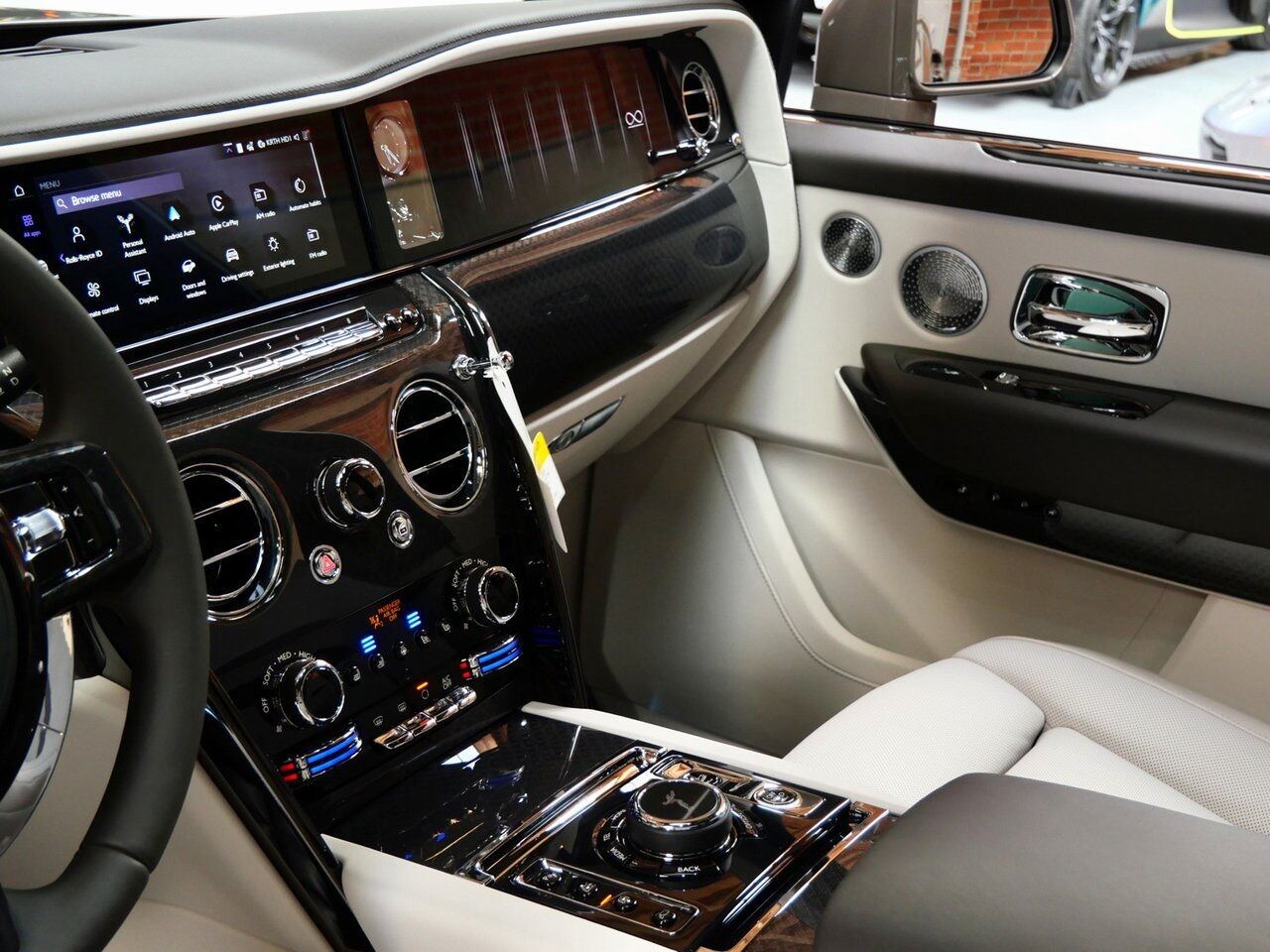 2025 Rolls-Royce Black Badge Cullinan Lawrence KS