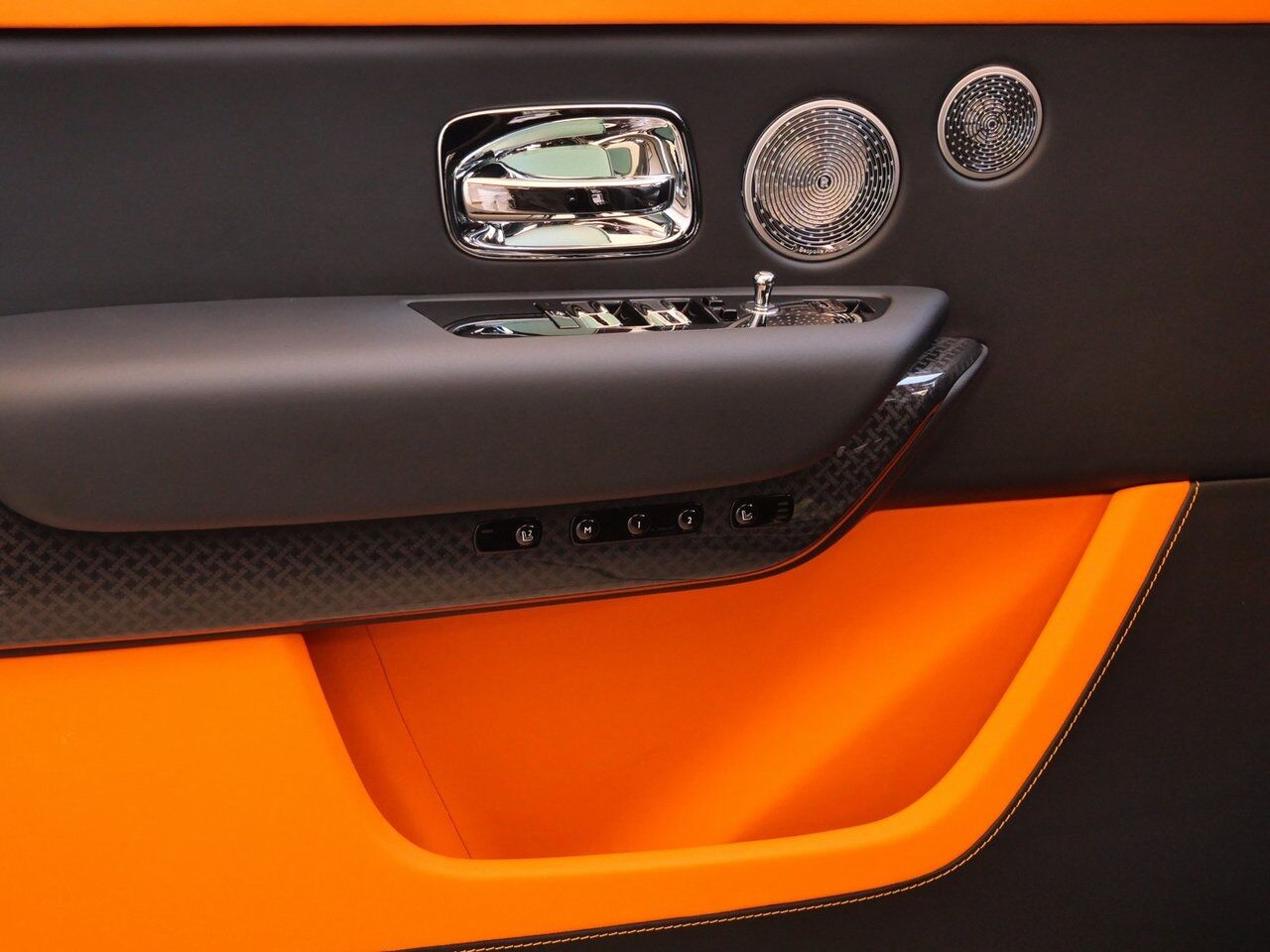 2025 Rolls-Royce Black Badge Cullinan Lawrence KS