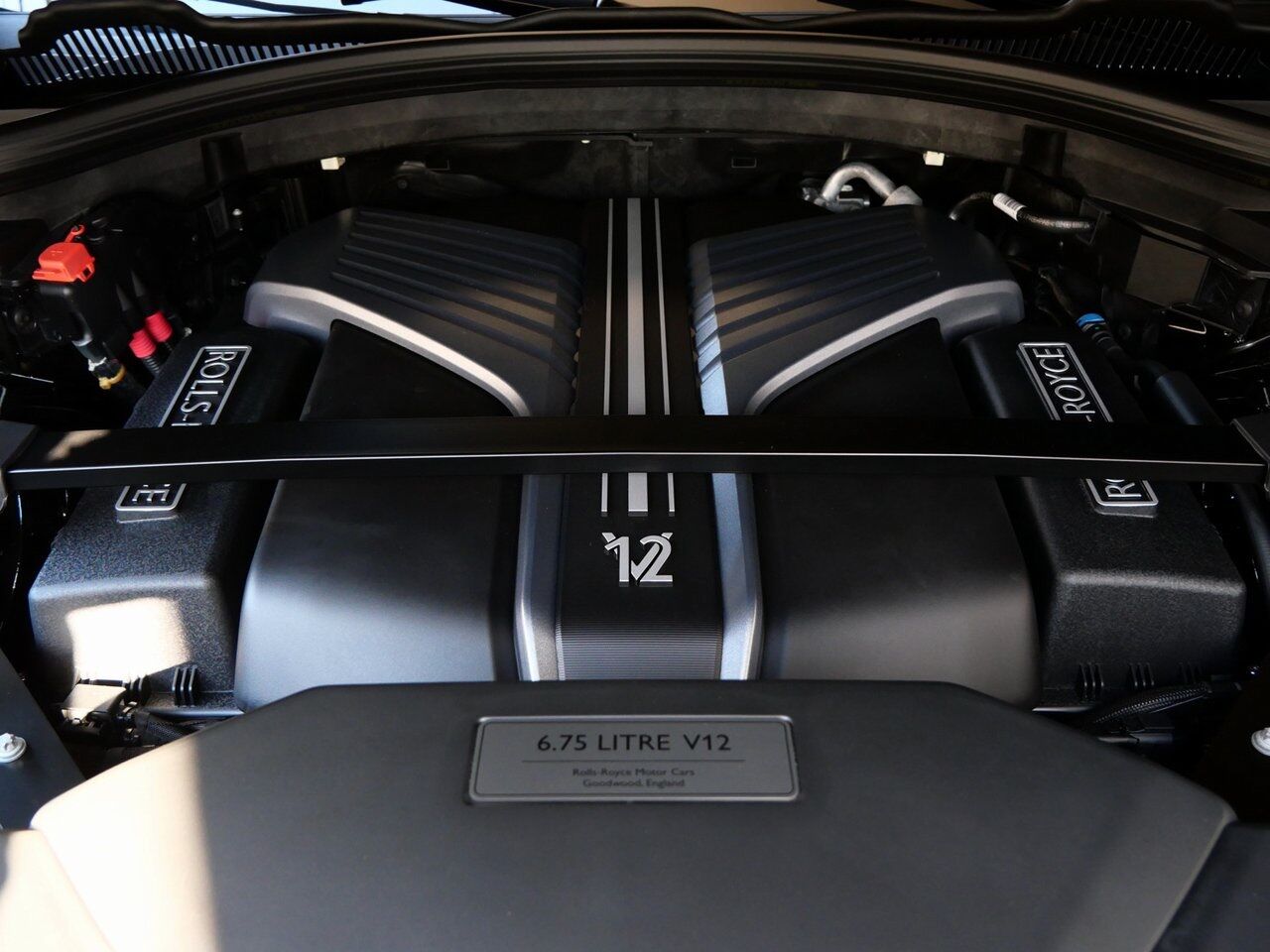 2025 Rolls-Royce Black Badge Cullinan Lawrence KS