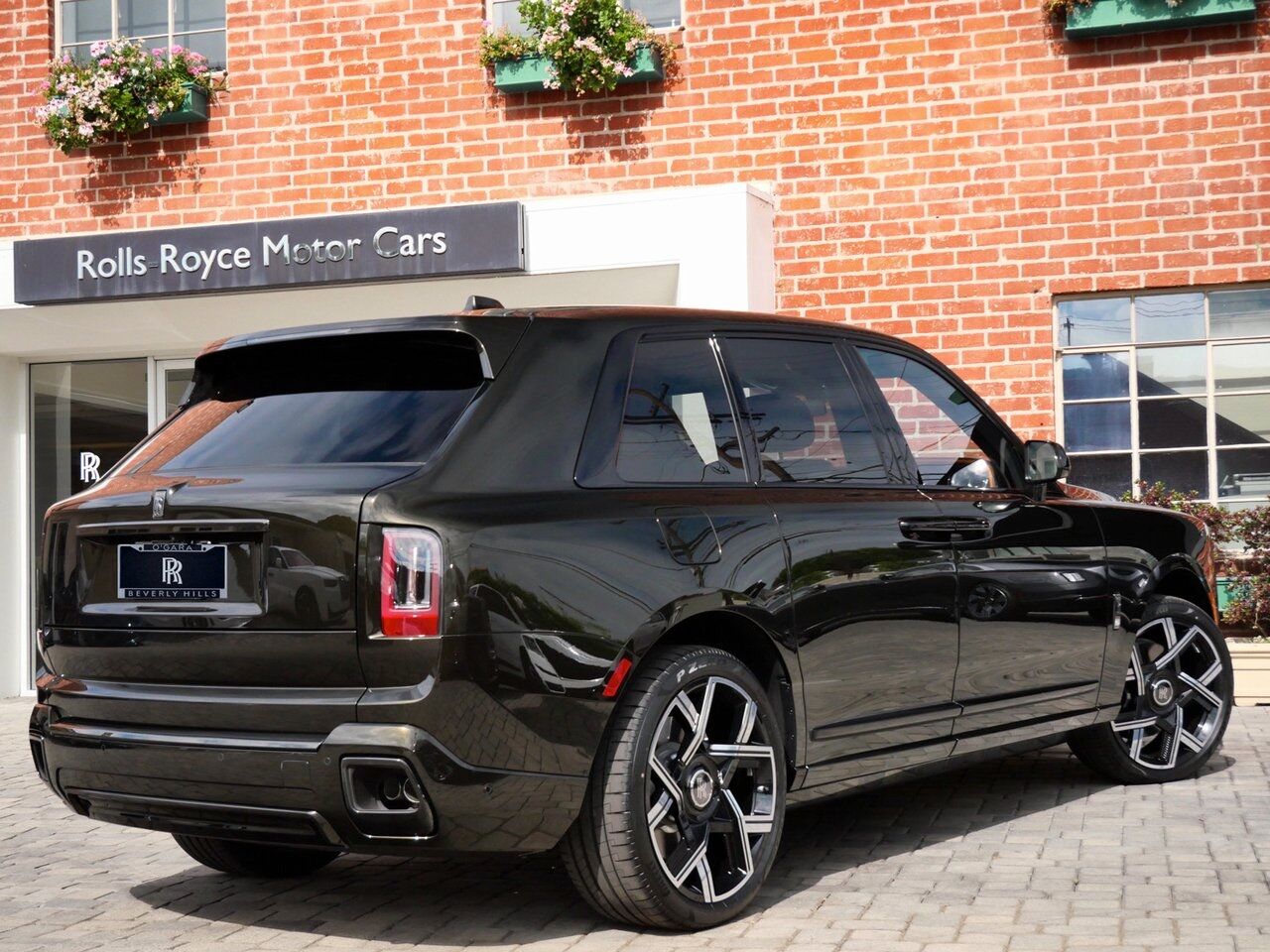 2025 Rolls-Royce Black Badge Cullinan Lawrence KS