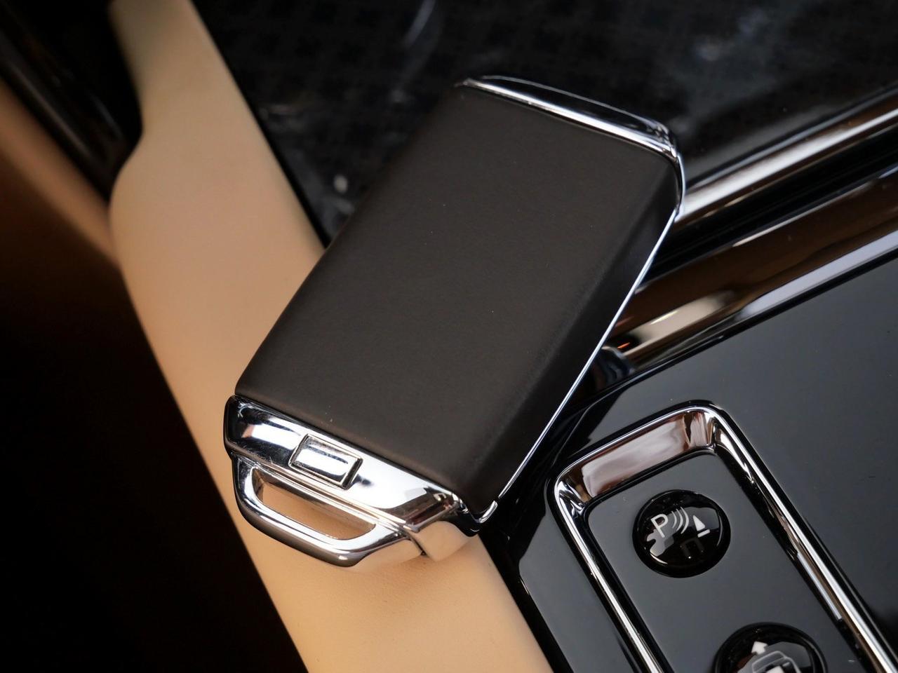 2025 Rolls-Royce Black Badge Cullinan Lawrence KS