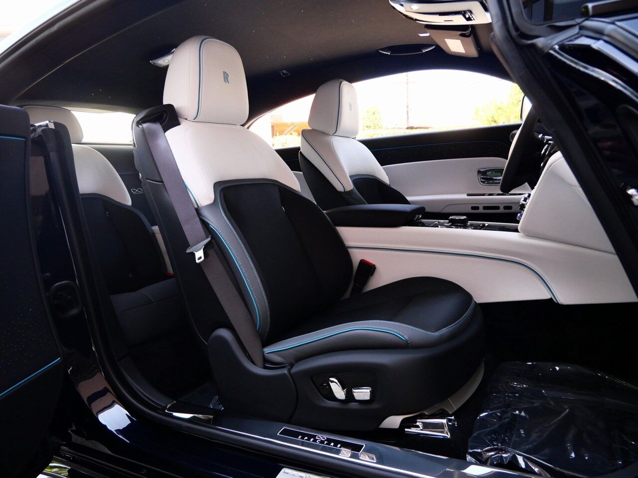 2025 Rolls-Royce Black Badge Spectre Lawrence KS