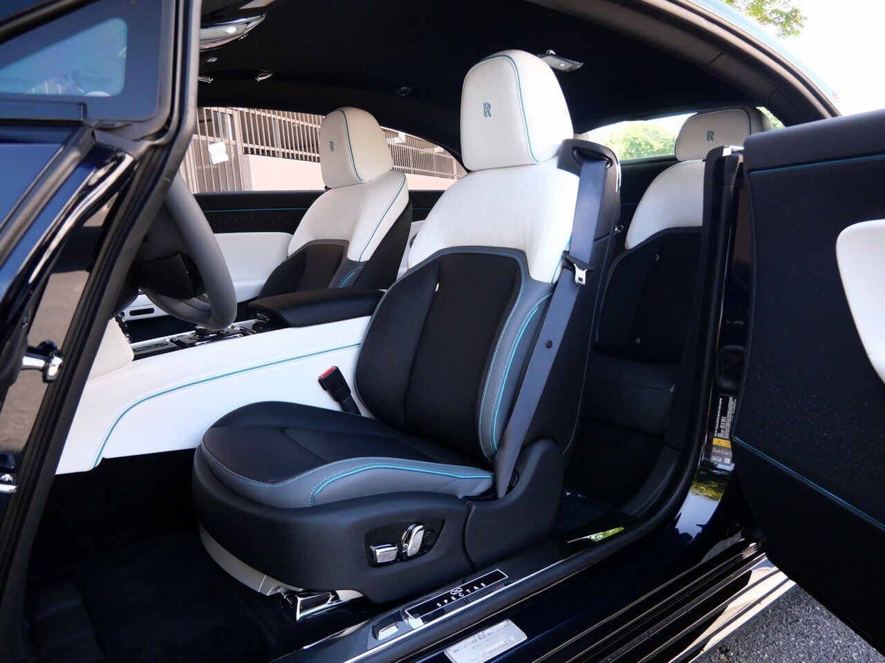 2025 Rolls-Royce Black Badge Spectre Lawrence KS