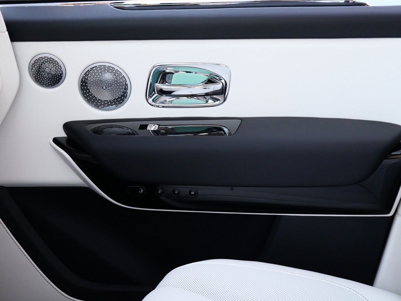2025 Rolls-Royce Cullinan Lawrence KS