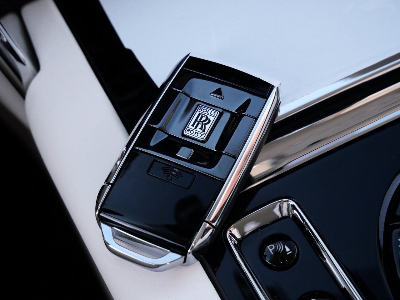 2025 Rolls-Royce Cullinan Lawrence KS