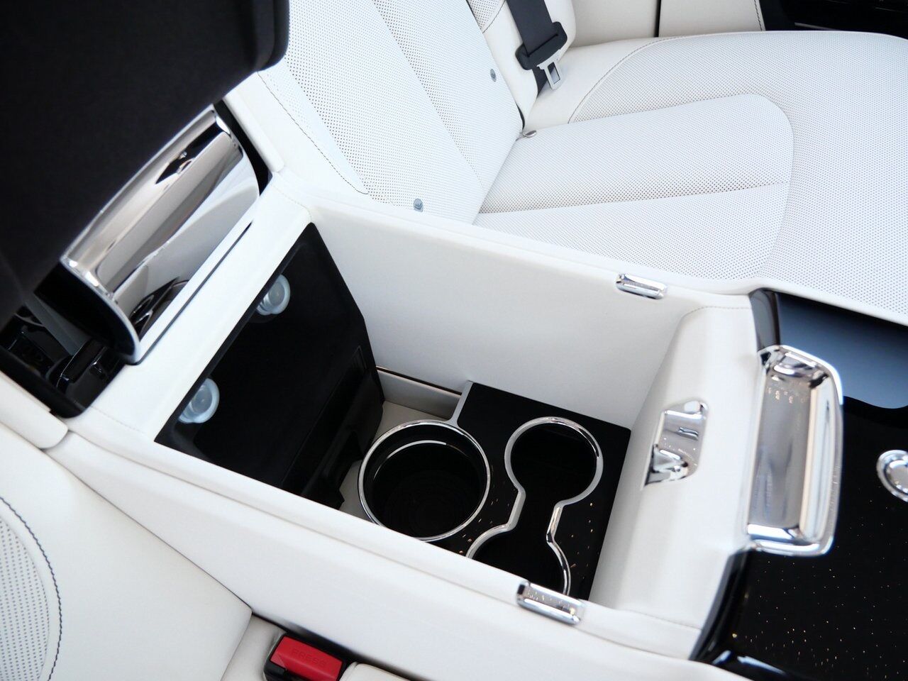 2025 Rolls-Royce Cullinan Lawrence KS