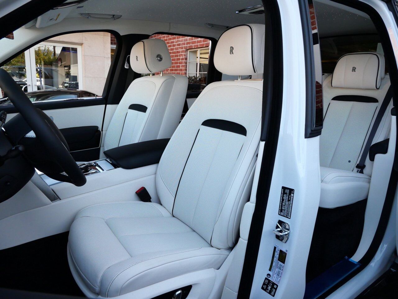 2025 Rolls-Royce Cullinan Lawrence KS