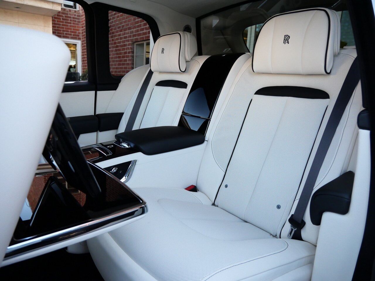 2025 Rolls-Royce Cullinan Lawrence KS