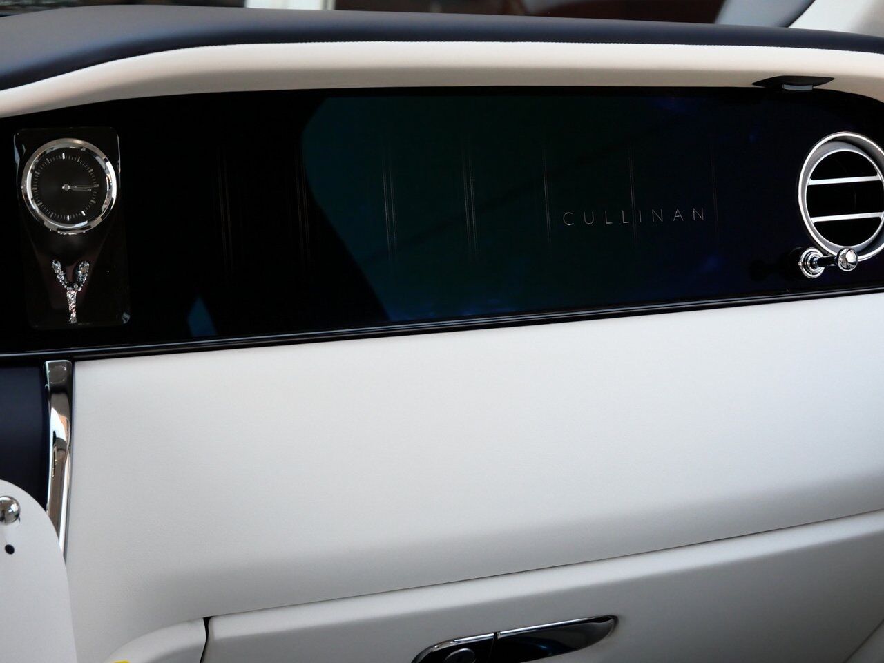 2025 Rolls-Royce Cullinan Lawrence KS