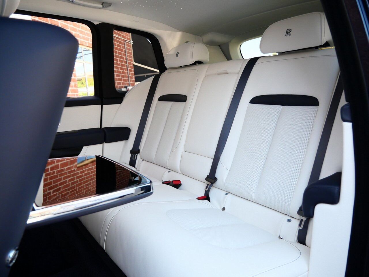 2025 Rolls-Royce Cullinan Lawrence KS