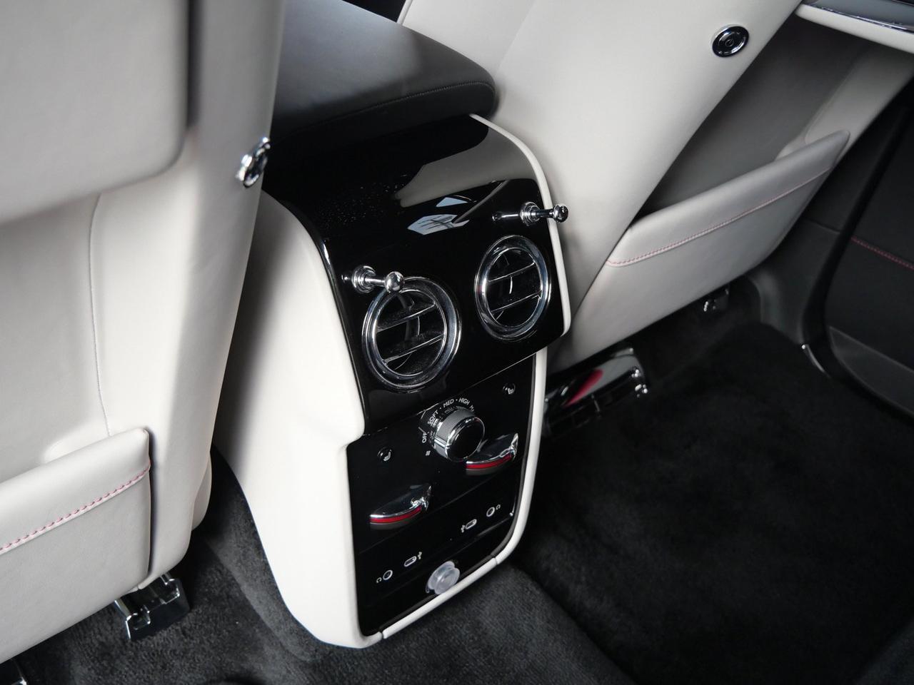 2025 Rolls-Royce Cullinan Lawrence KS