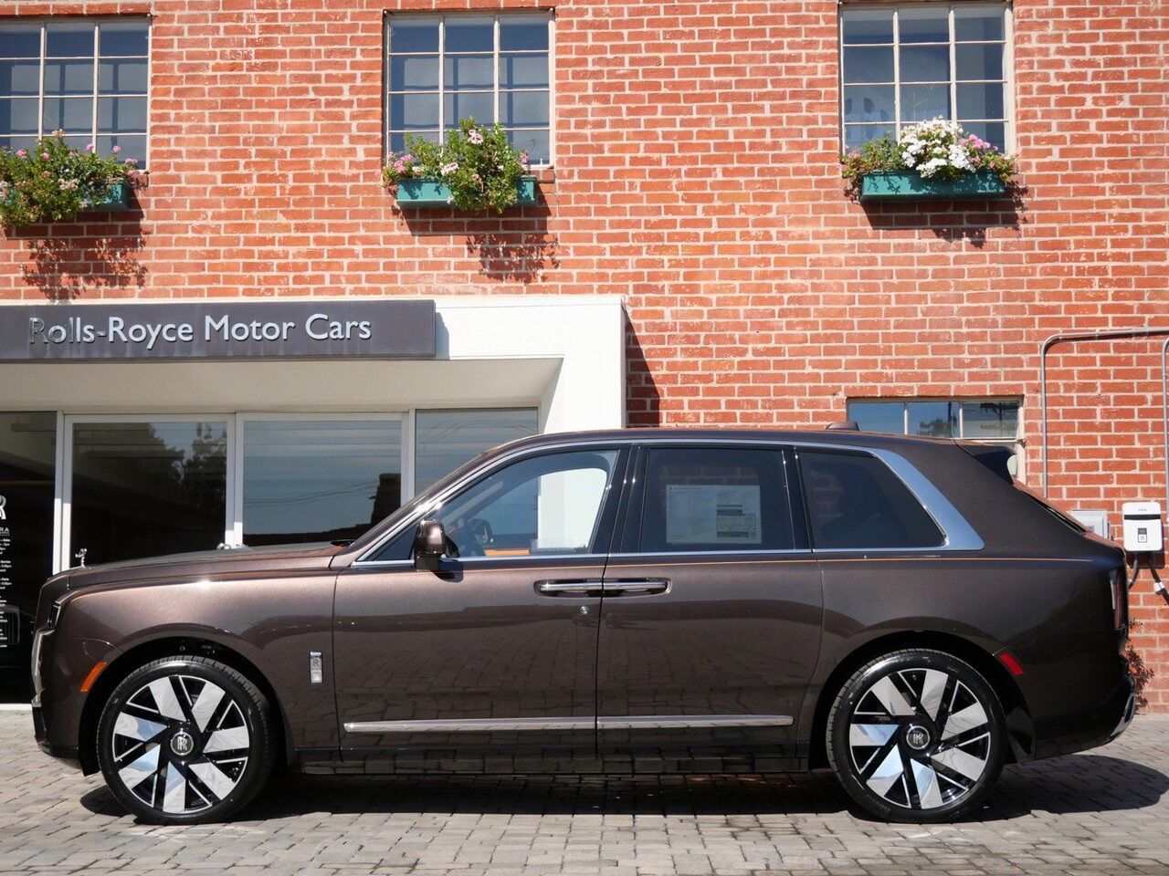 2025 Rolls-Royce Cullinan Lawrence KS