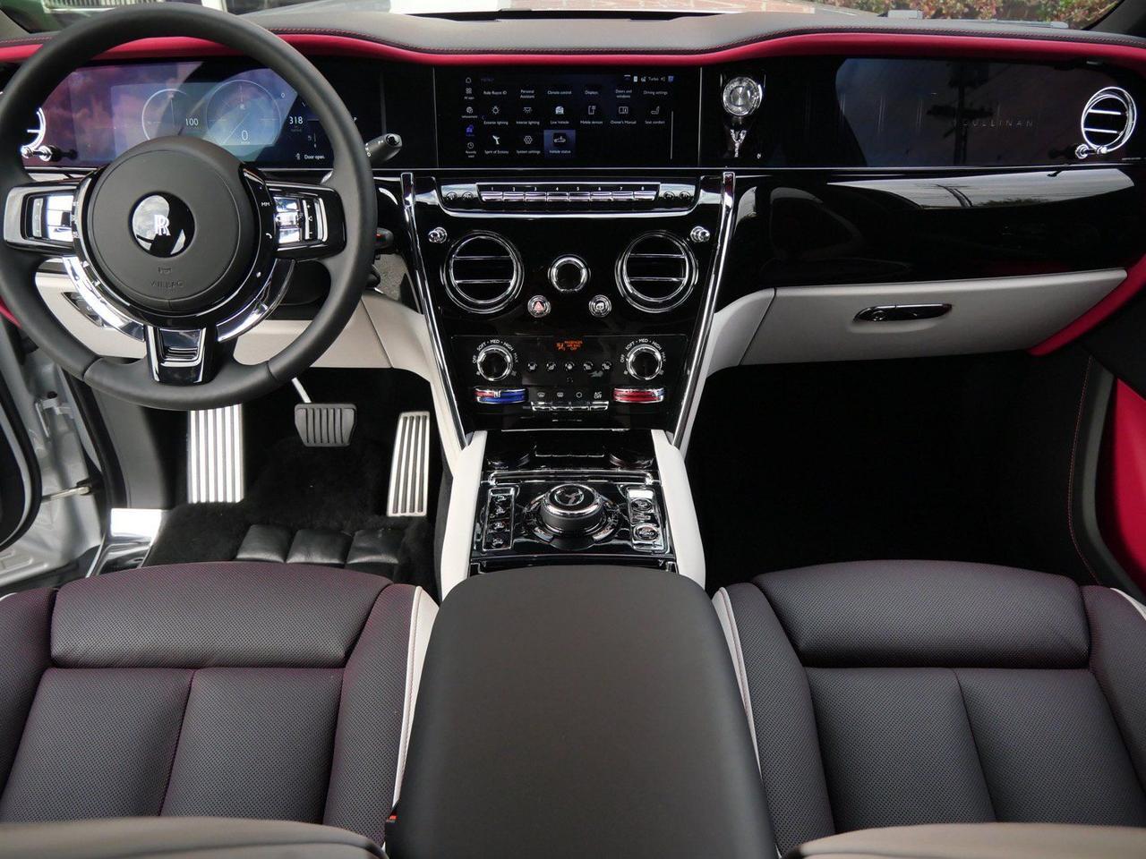 2025 Rolls-Royce Cullinan Lawrence KS