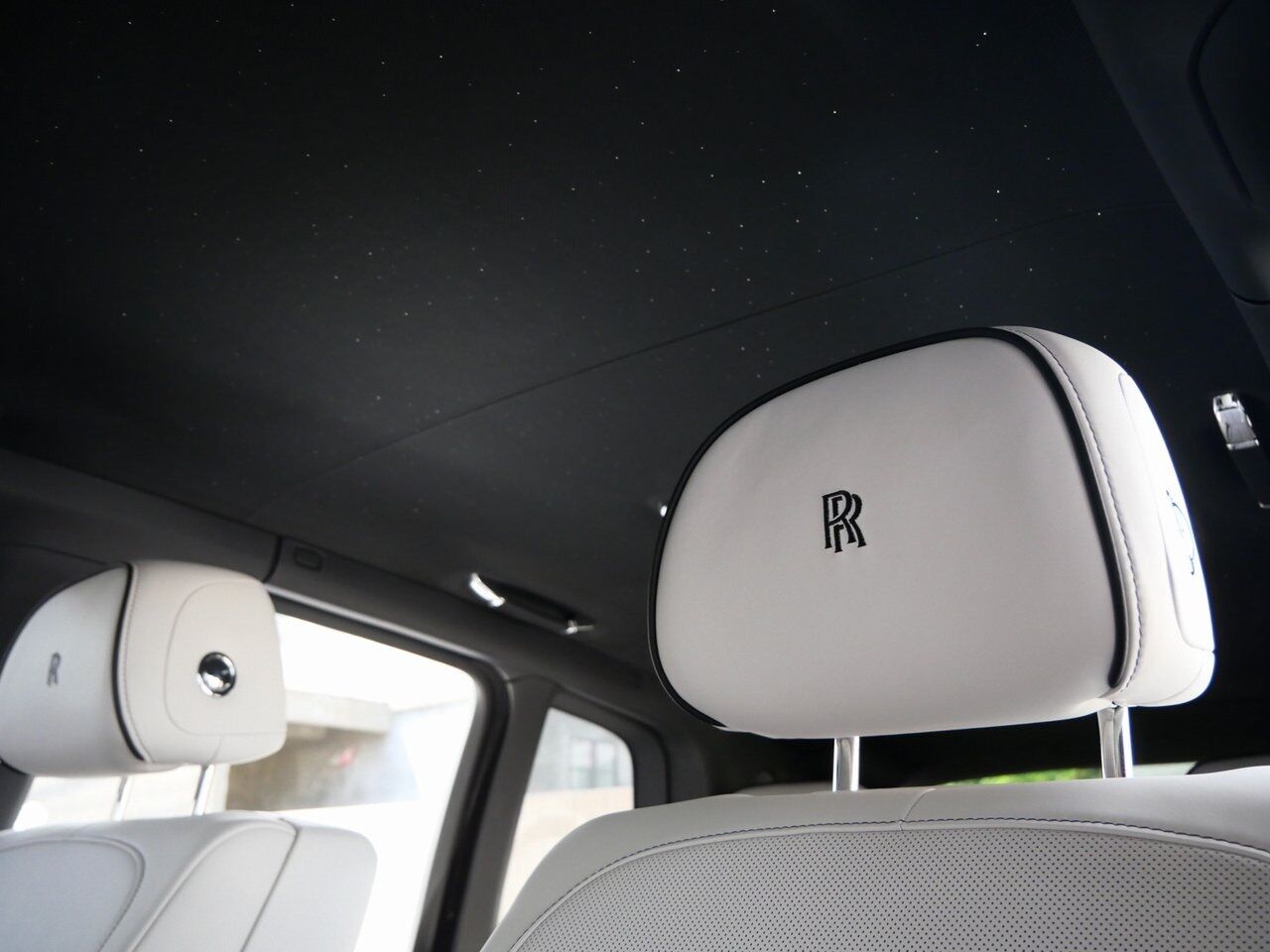 2025 Rolls-Royce Cullinan Lawrence KS