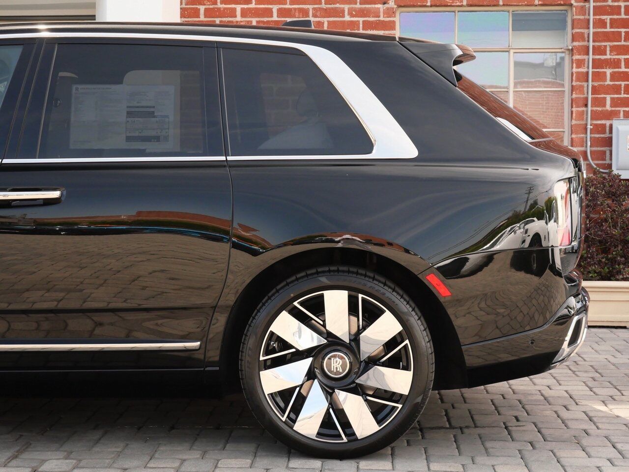 2025 Rolls-Royce Cullinan Lawrence KS