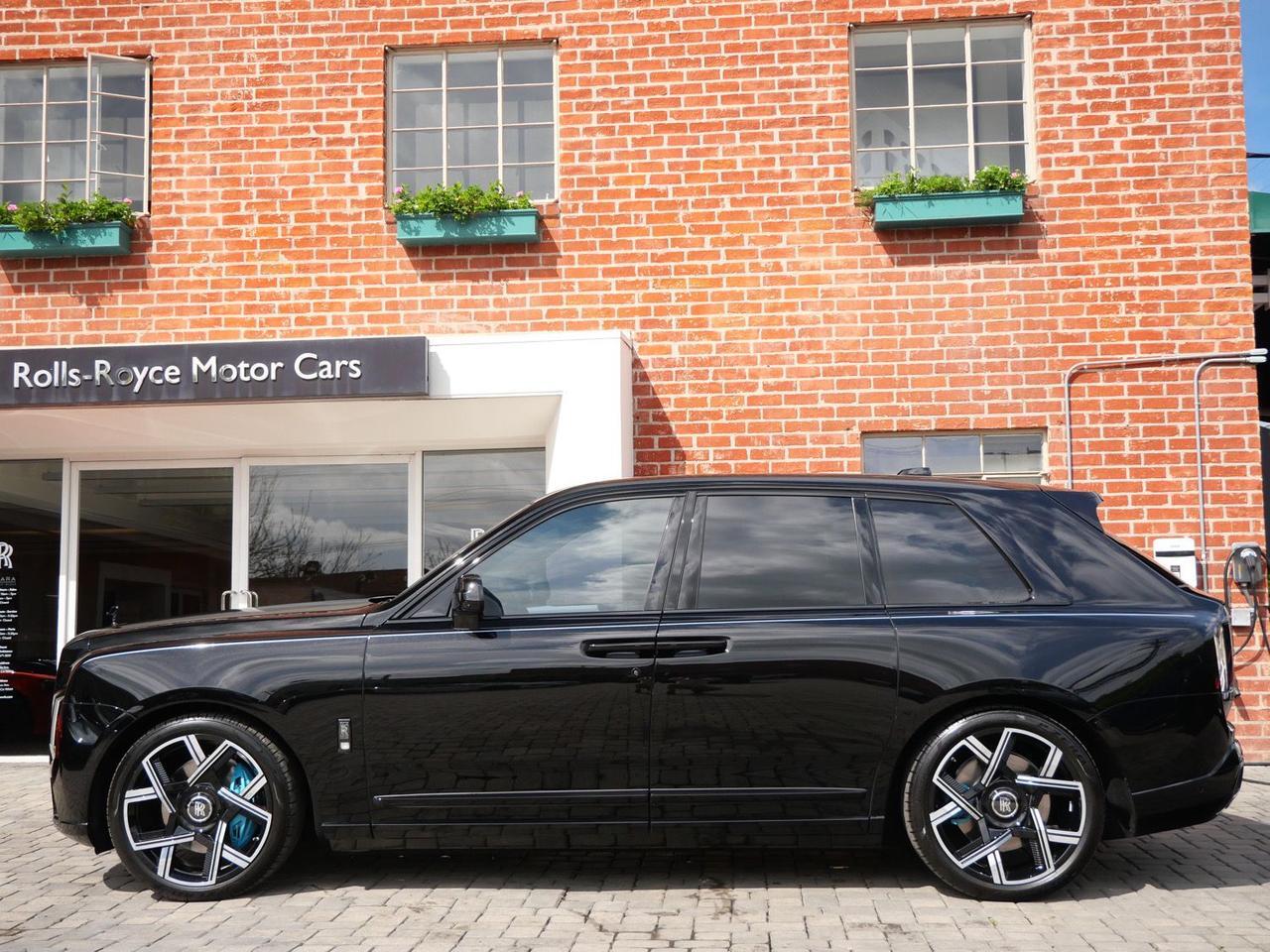 2025 Rolls-Royce Cullinan Black Badge Black Badge