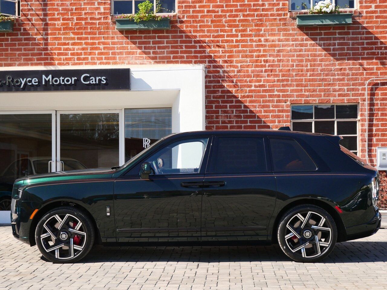 2025 Rolls-Royce Cullinan Black Badge Black Badge Lawrence KS