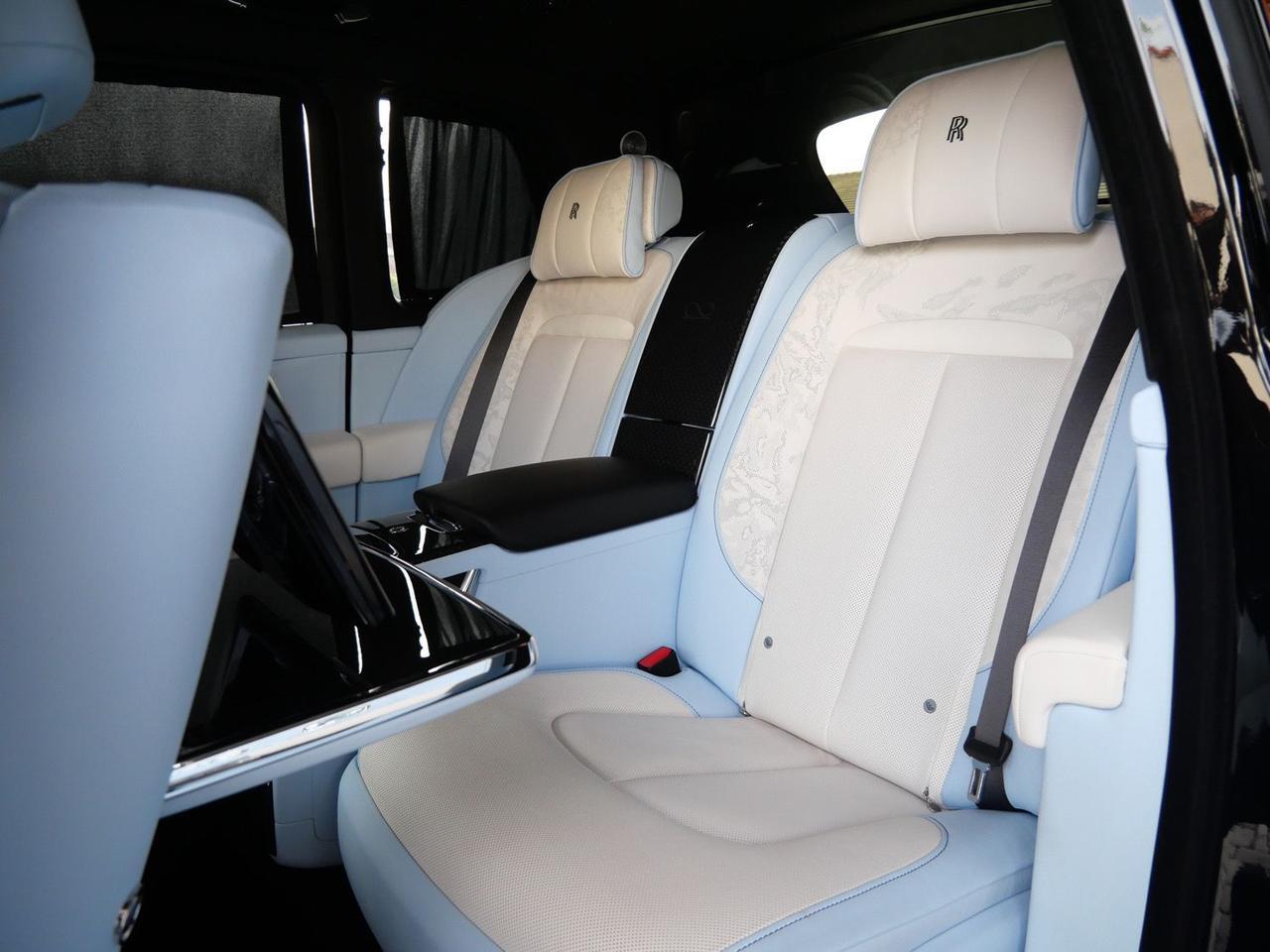 2025 Rolls-Royce Cullinan Black Badge Black Badge Lawrence KS