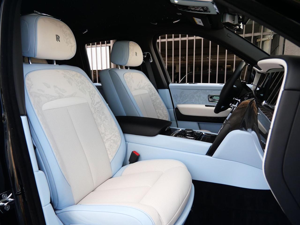 2025 Rolls-Royce Cullinan Black Badge Black Badge Lawrence KS