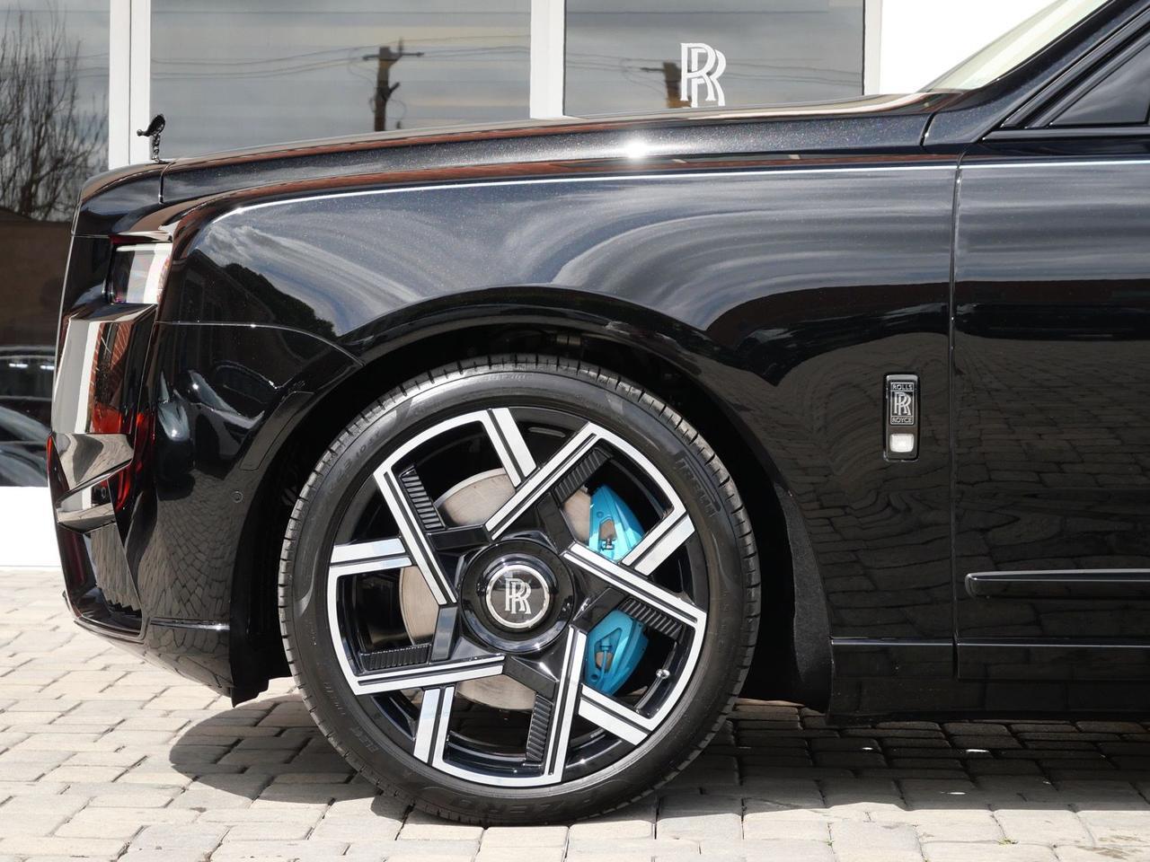 2025 Rolls-Royce Cullinan Black Badge Black Badge Lawrence KS