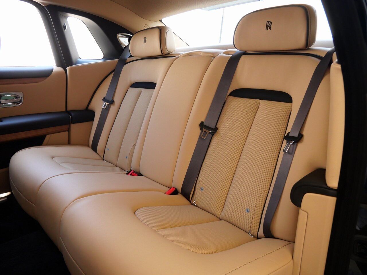 2025 Rolls-Royce Ghost Lawrence KS